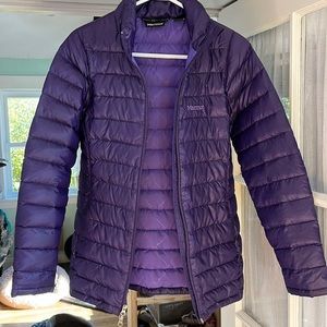 Marmot 800 fill Purple Puffy Coat. This jacket makes a statement!